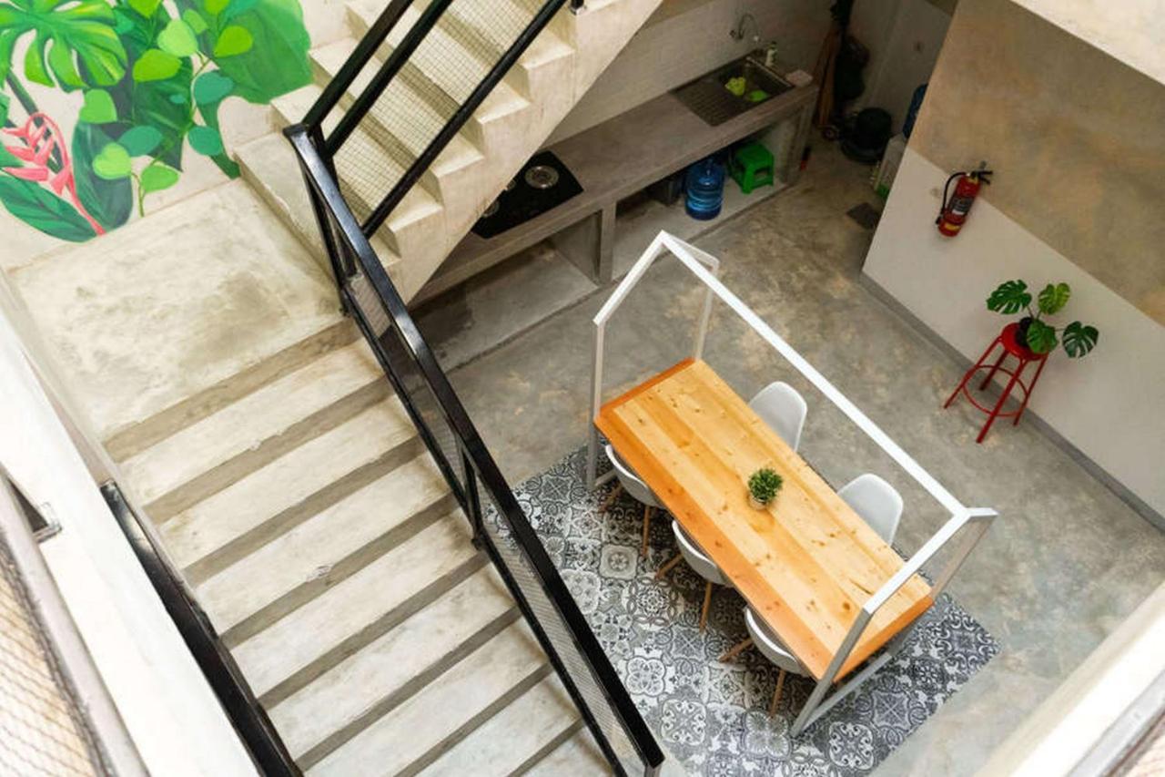 Hotel RedDoorz near Sam Poo Kong 3 Semarang Zewnętrze zdjęcie